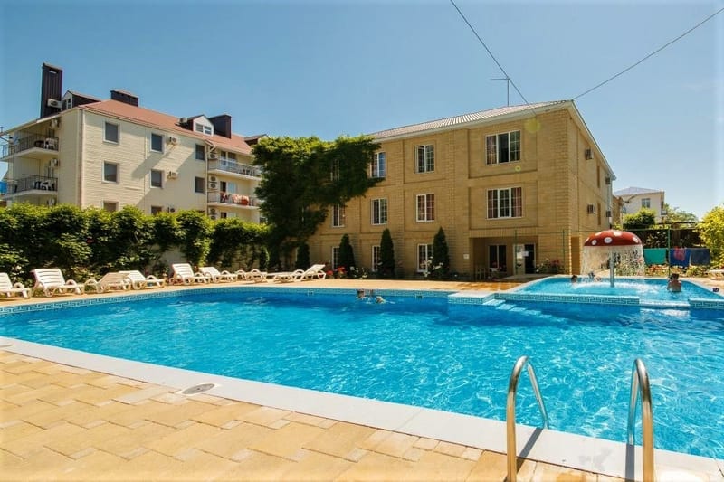 Детский бассейн